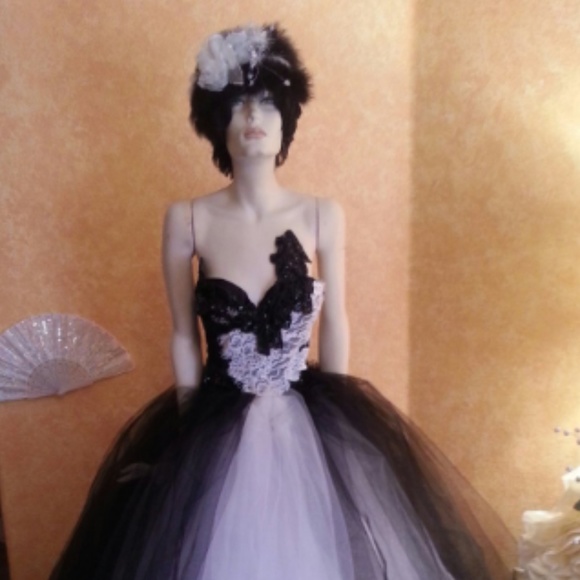 Black & White Marabou Feather Wedding Headpiece